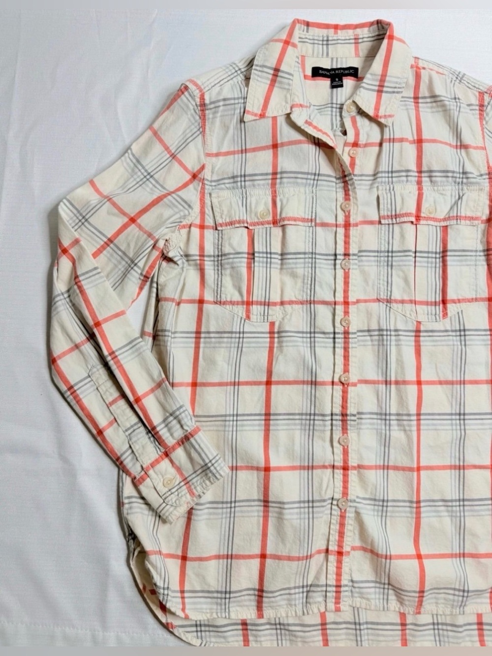 Banana Republic Soft Orange Plaid Women’s Button Down Shirt Small - Picture 4 of 11